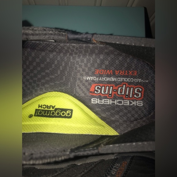 Skechers Slip-Ins Good year, size 9 1/2 extra wide WW. - Picture 12 of 13